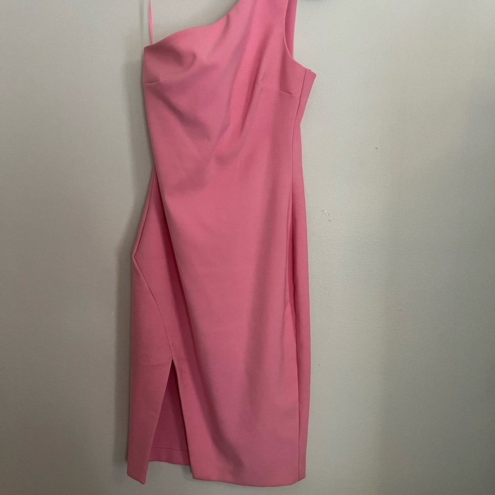 Likely NYC pink dress. 22 weeks pregnant in this picture but only worn one time